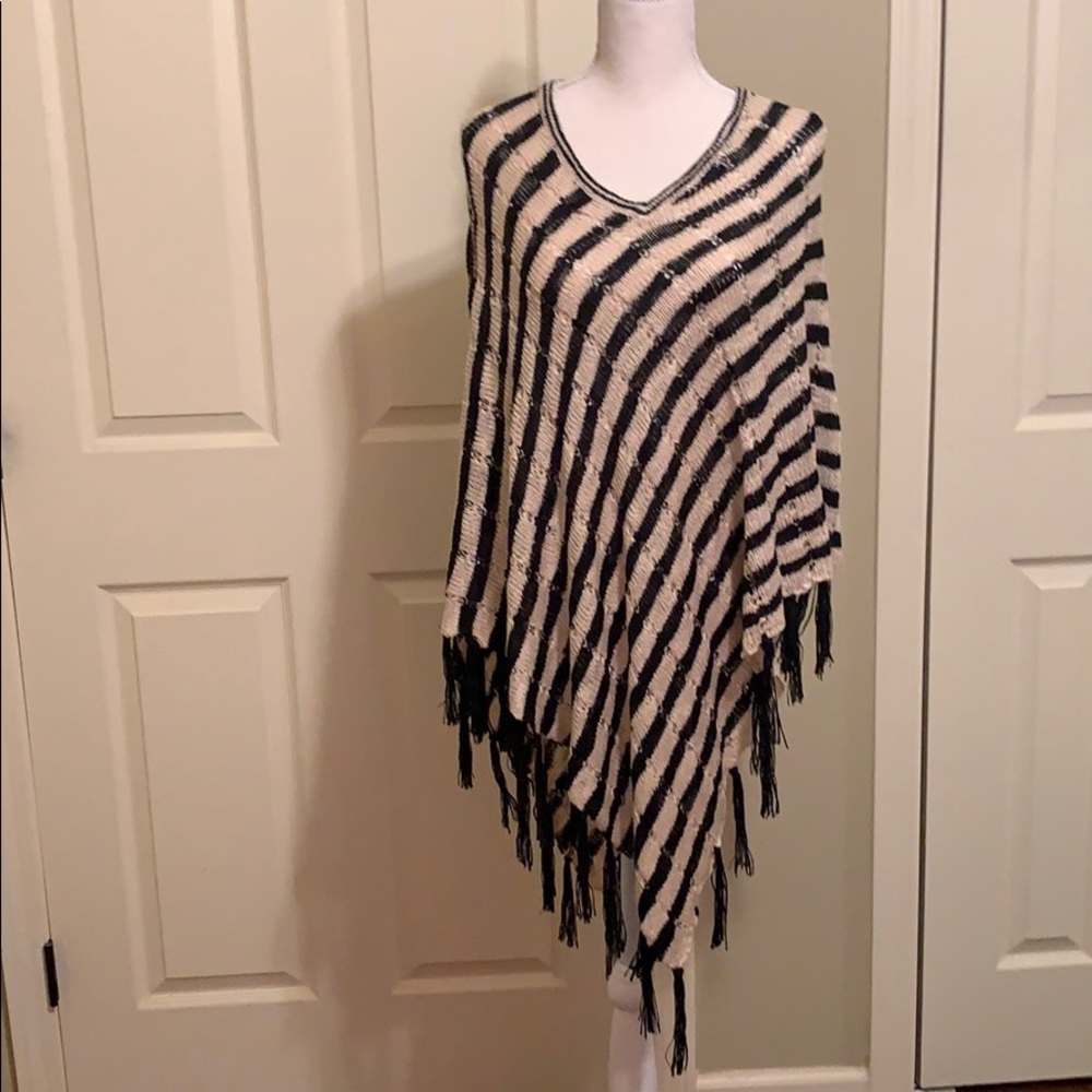 Coleen Lopez Poncho Size Large